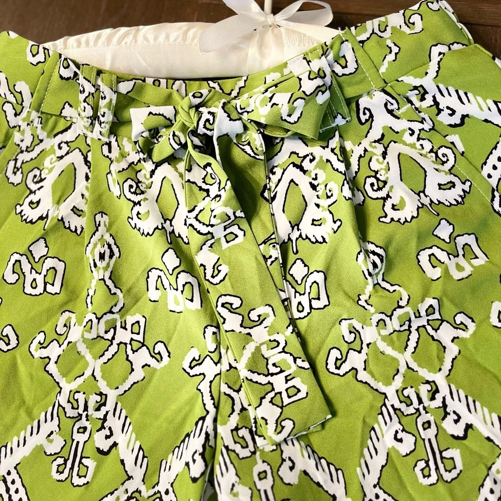 Wide Leg Printed Pants - Picture 3 of 7